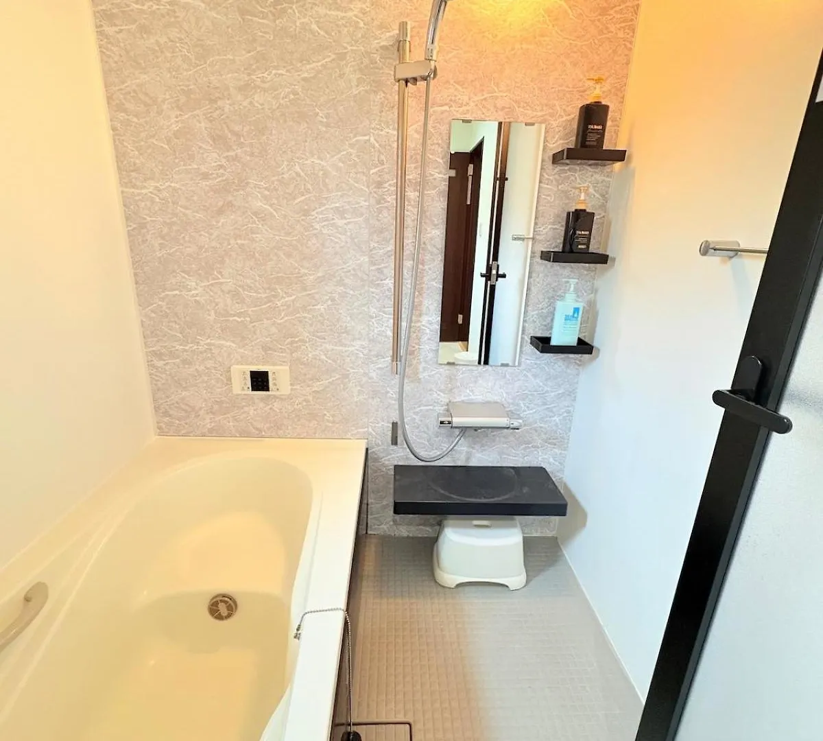 New, Cozy House Near Kamogawa River Kioto